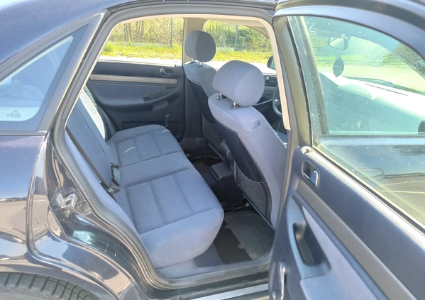 Audi A4 cena 8700 przebieg: 187635, rok produkcji 1999 z Dęblin małe 191